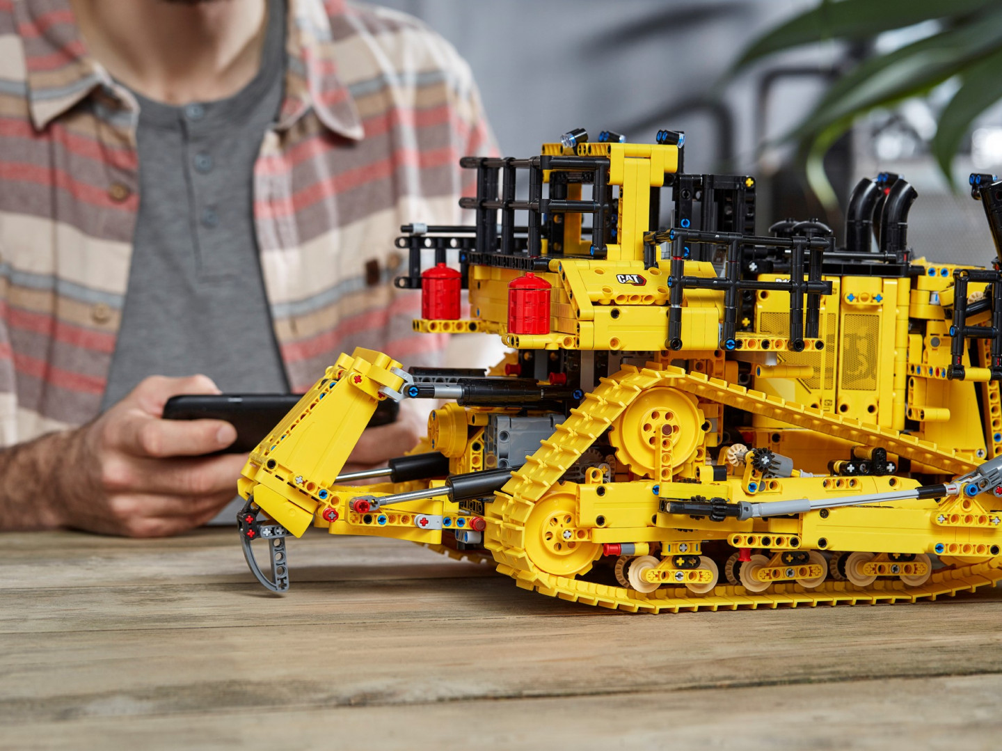 Cat® D11 Bulldozer met app-besturing — Afbeelding 11
