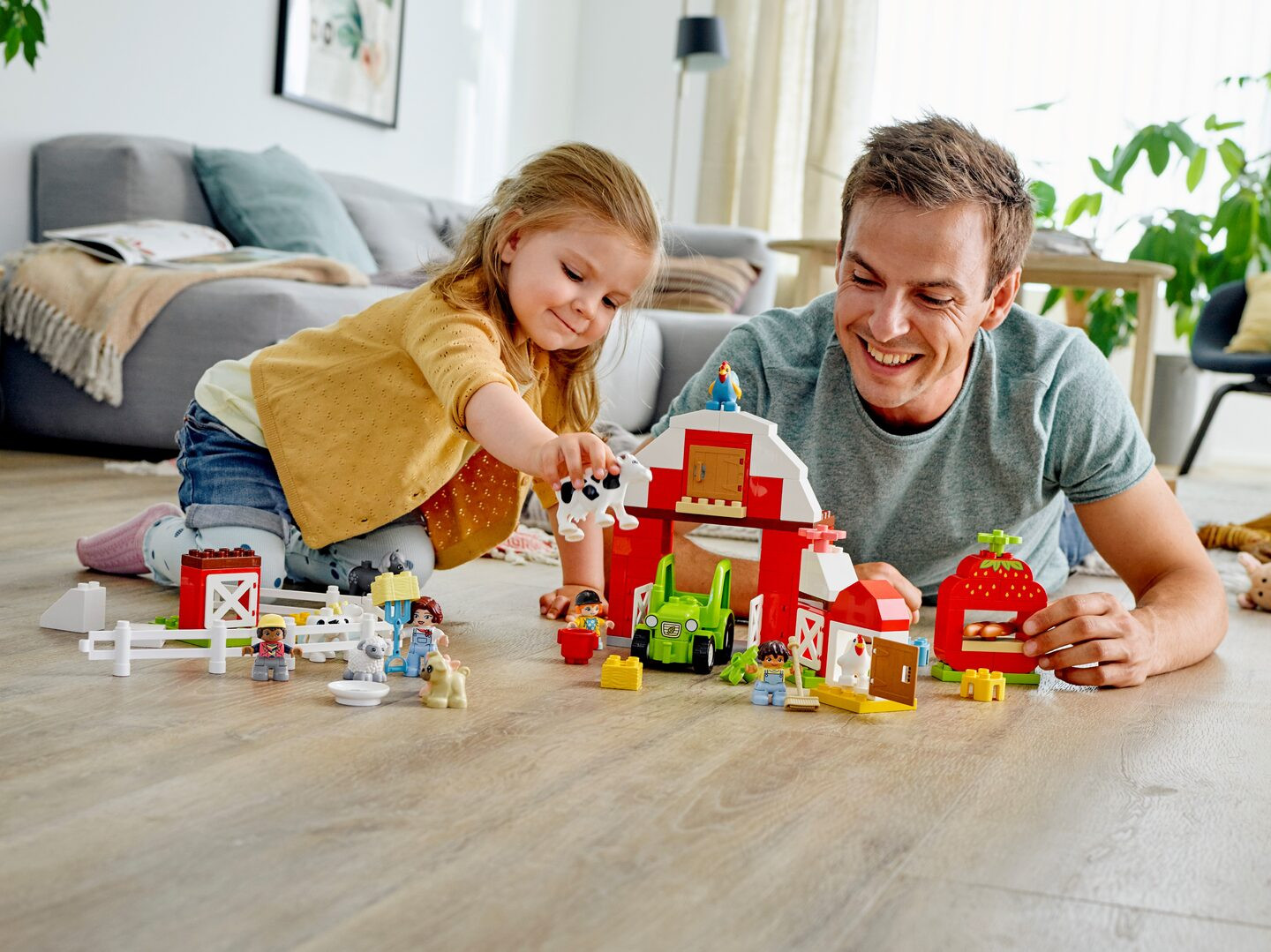 Schuur, tractor & boerderijdieren verzorgen — Afbeelding 12