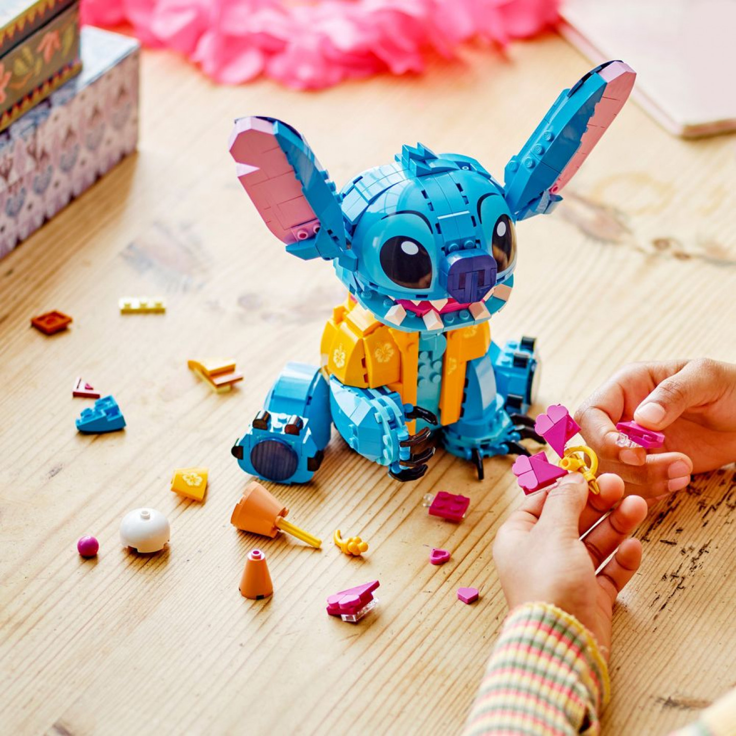 Officiële afbeeldingen van de LEGO Disney Stitch set