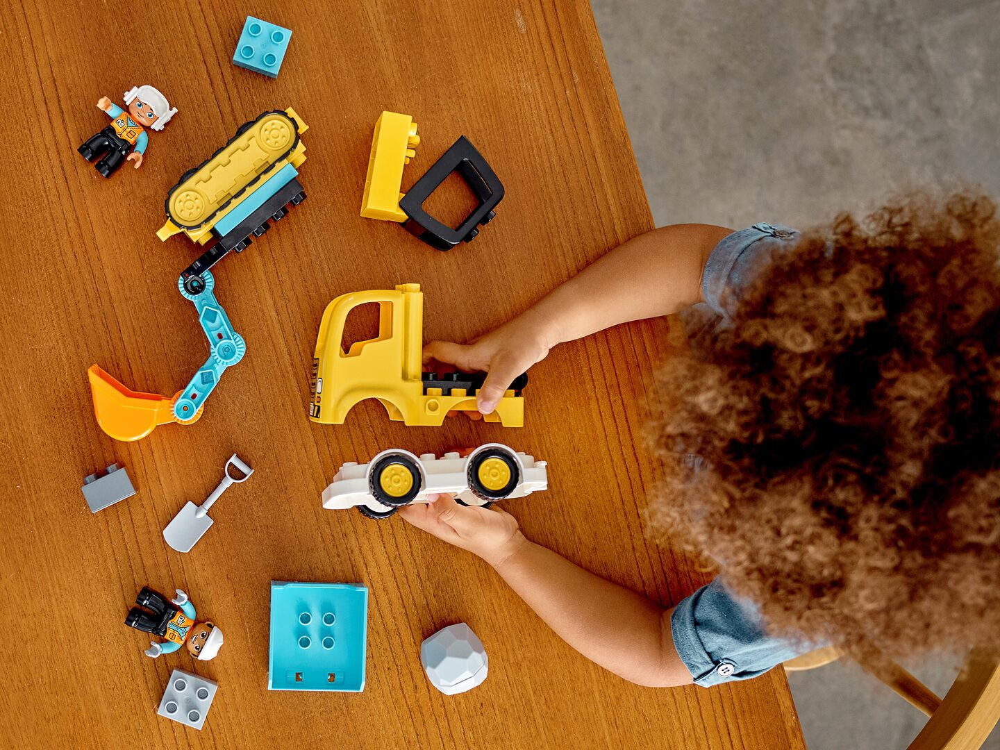Truck & Graafmachine met rupsbanden — Afbeelding 7